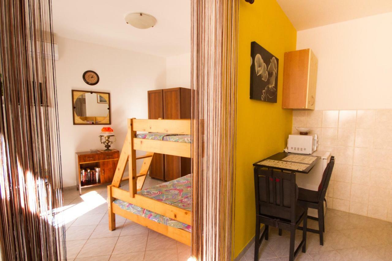 Apartman Punta Vilma Apartment Pula Exterior photo